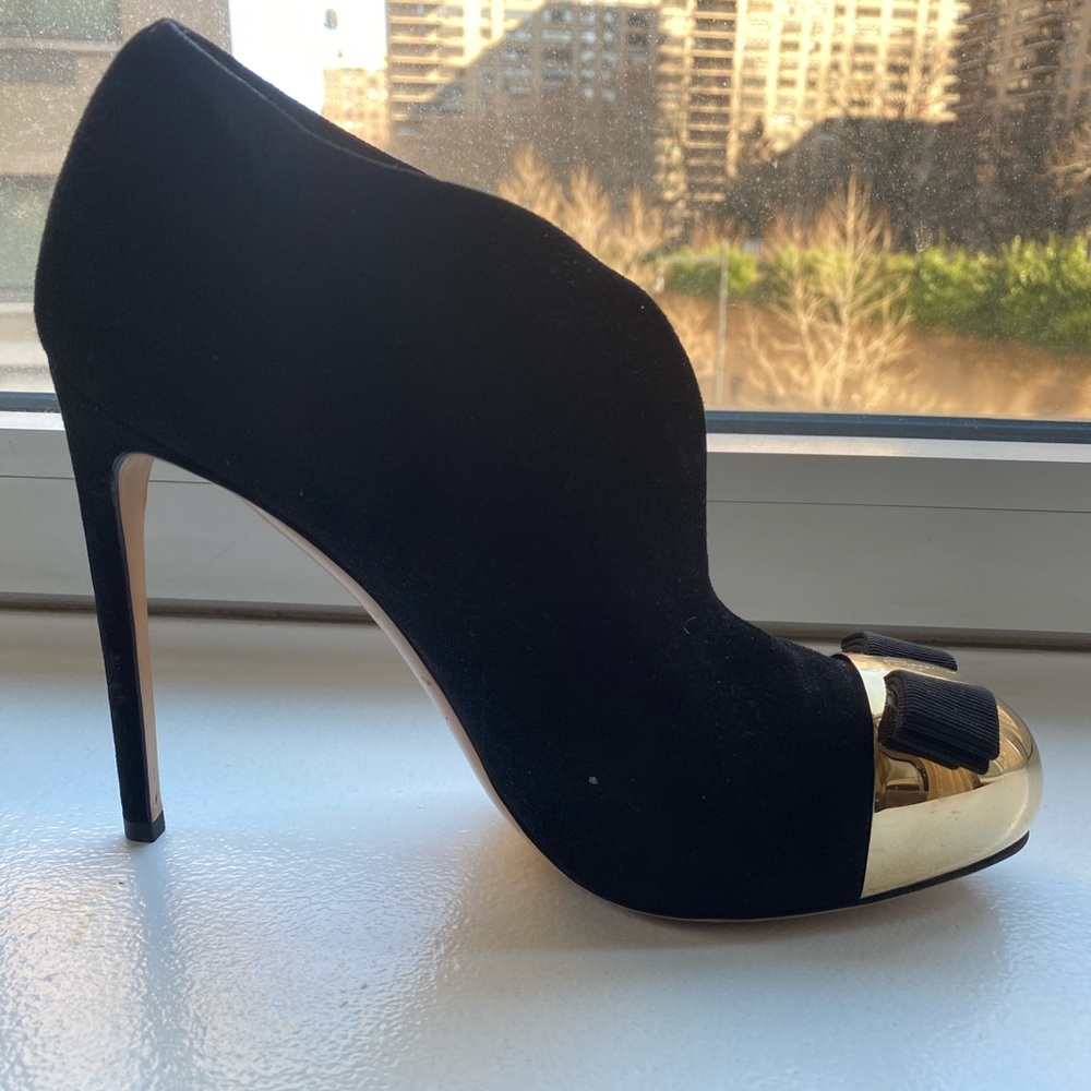 salvatore ferragamo booties